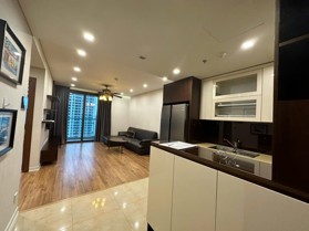 (The Legend). Chủ nhà gửi bán căn góc 2PN, 2VC. DT: 72,5m2. Giá 5tỷ850 ban Công ĐN. Tầng trung